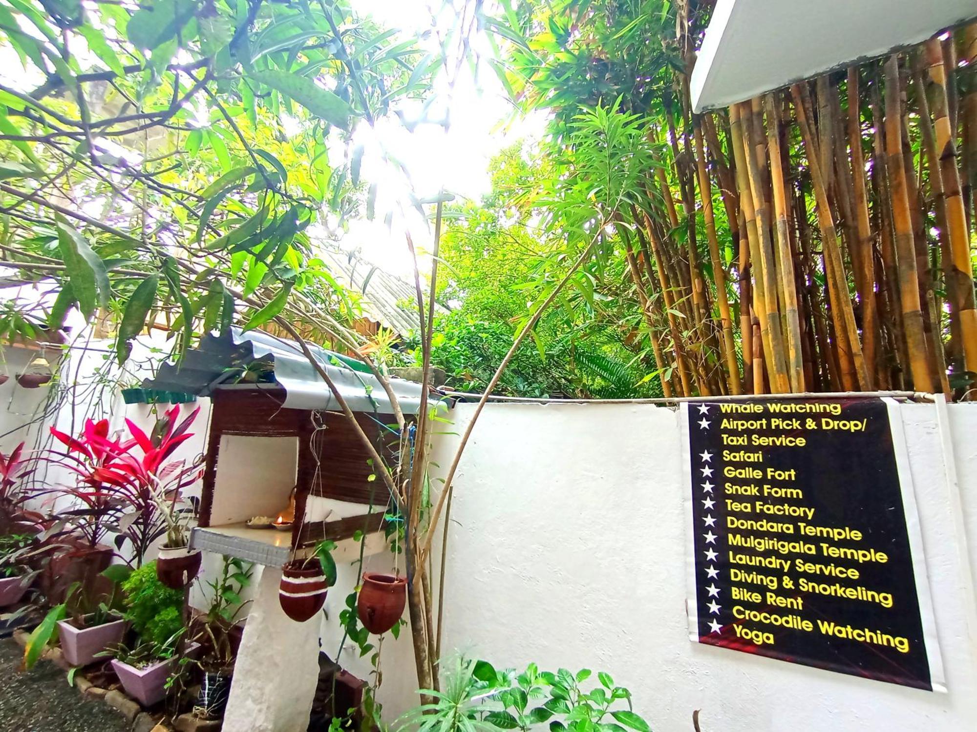 Ramesh Guesthouse Mirissa Exterior foto
